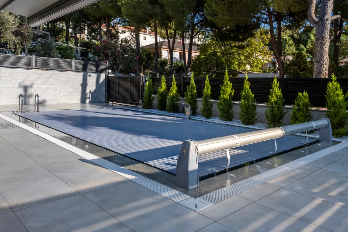 Rulo Tipi Havuz Panjuru - Marquise